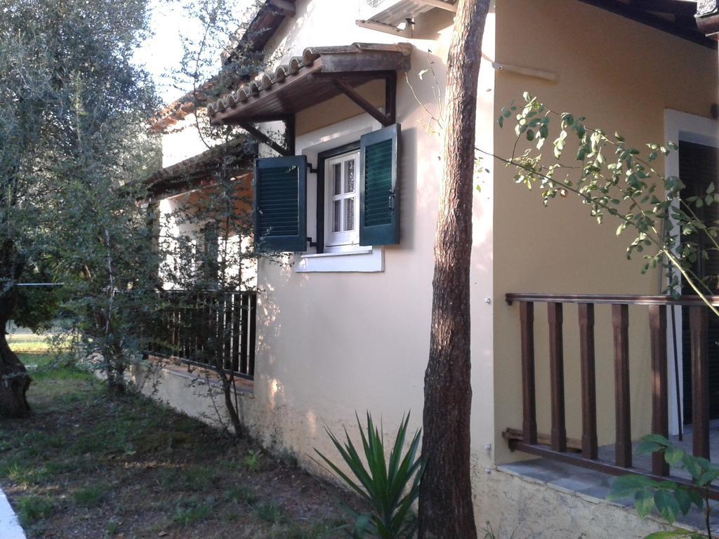 Villa Rododafni Roda  Exteriör bild